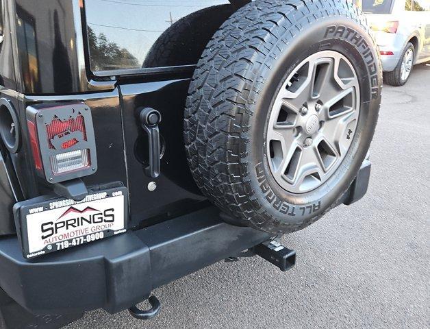 used 2014 Jeep Wrangler Unlimited car, priced at $18,998