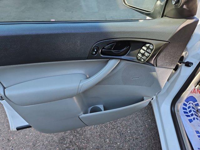 used 2007 Ford Focus car, priced at $3,995