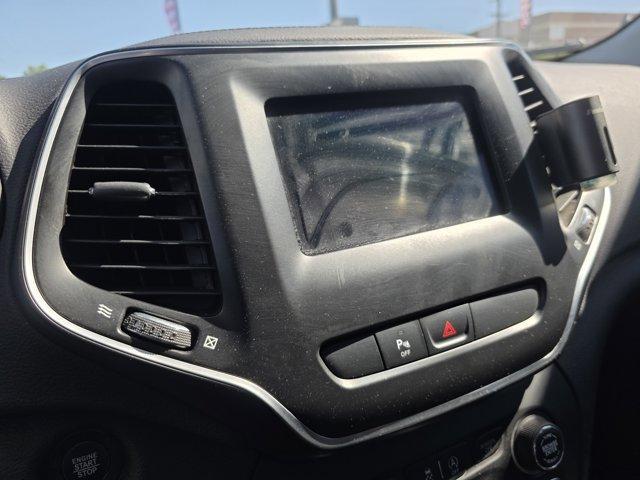 used 2020 Jeep Cherokee car, priced at $18,299