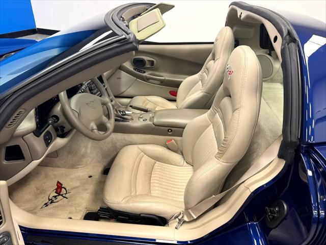 used 2004 Chevrolet Corvette car