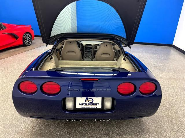 used 2004 Chevrolet Corvette car