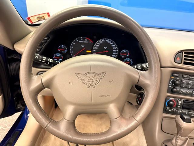 used 2004 Chevrolet Corvette car