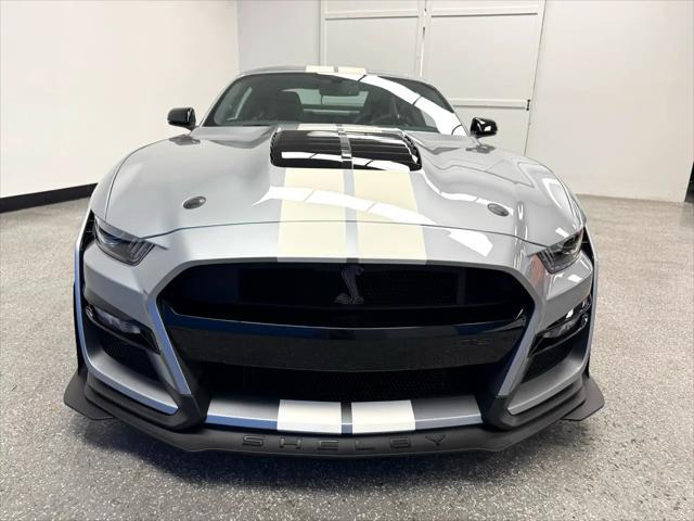 used 2022 Ford Shelby GT500 car