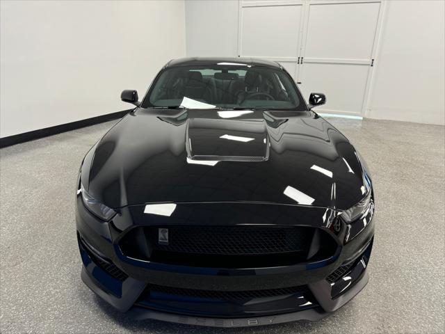 used 2016 Ford Shelby GT350 car