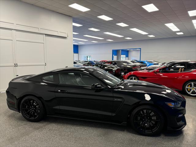 used 2016 Ford Shelby GT350 car