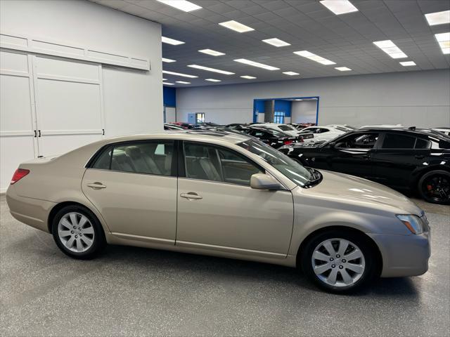 used 2006 Toyota Avalon car, priced at $7,990