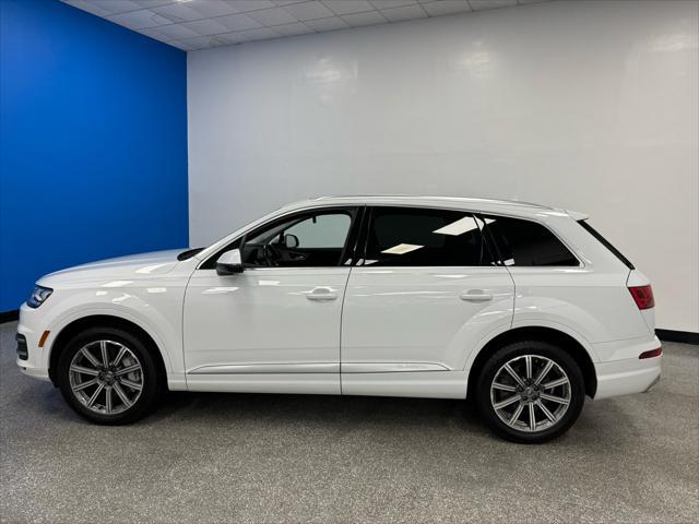 used 2018 Audi Q7 car, priced at $33,990