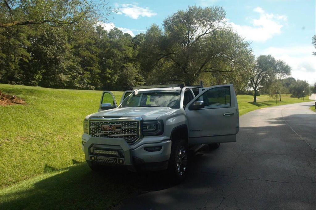 used 2017 GMC Sierra 1500 car, priced at $24,999