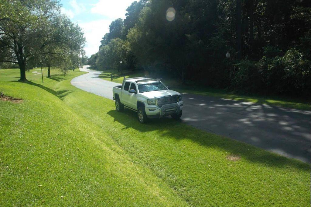 used 2017 GMC Sierra 1500 car, priced at $24,999