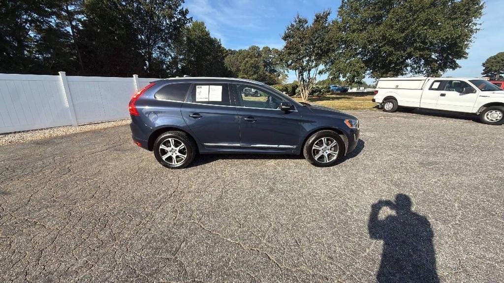 used 2015 Volvo XC60 car, priced at $6,999