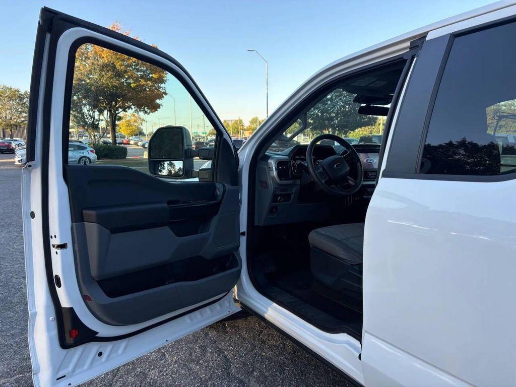 used 2021 Ford F-150 car, priced at $10,999