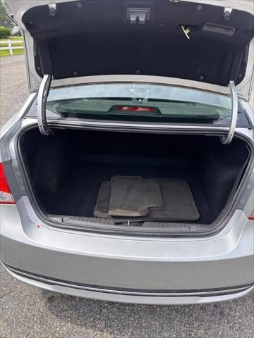used 2016 Chevrolet Cruze Limited car, priced at $8,999