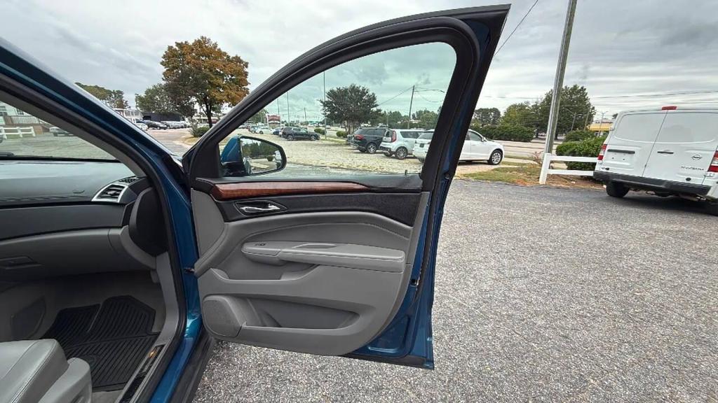 used 2010 Cadillac SRX car, priced at $5,999