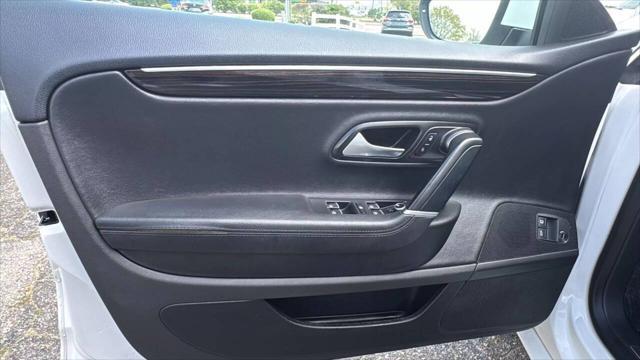 used 2014 Volkswagen CC car, priced at $9,999