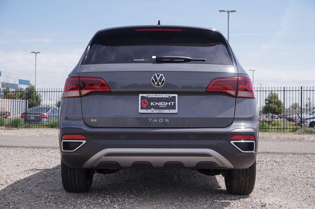 new 2024 Volkswagen Taos car, priced at $28,371