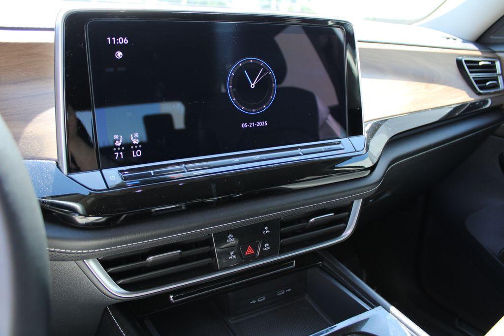 used 2024 Volkswagen Atlas car, priced at $33,449