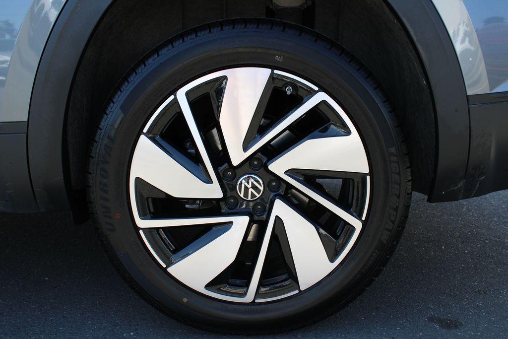 used 2024 Volkswagen Atlas car, priced at $33,449
