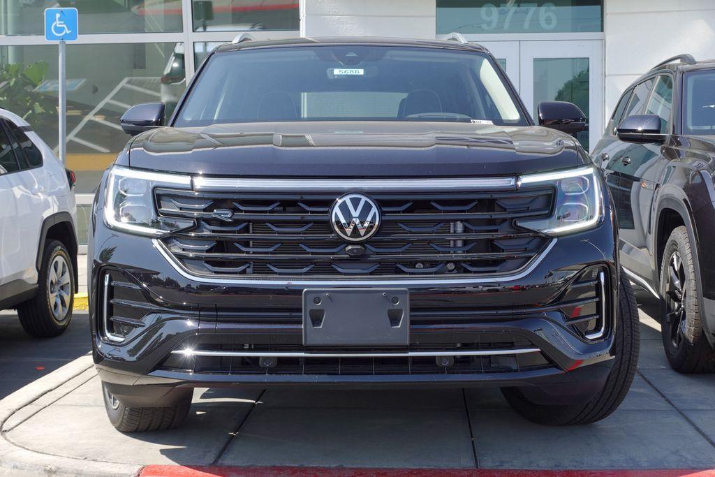 new 2024 Volkswagen Atlas car, priced at $50,819