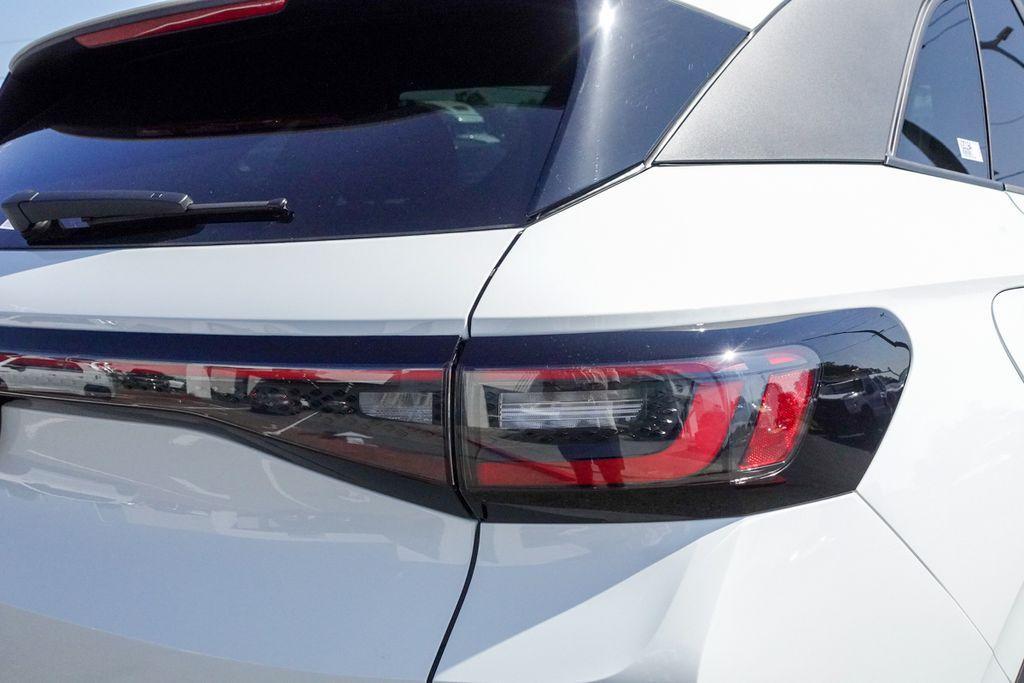 new 2025 Volkswagen ID.4 car, priced at $39,910