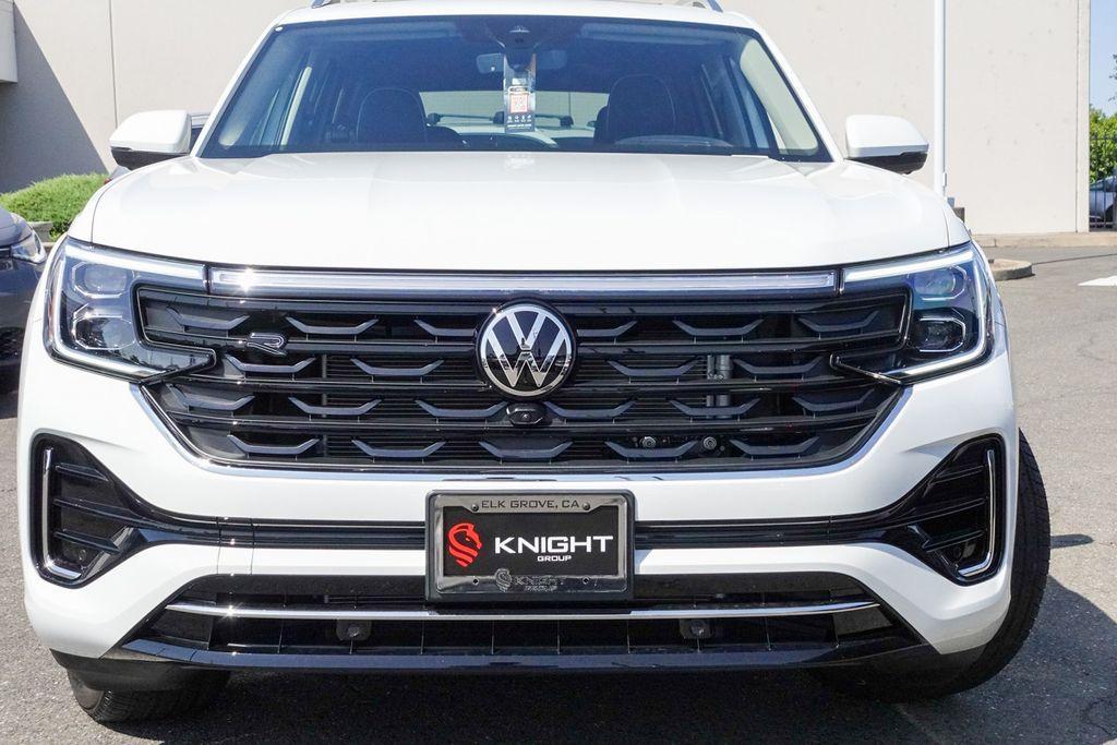 new 2025 Volkswagen Atlas car, priced at $52,932