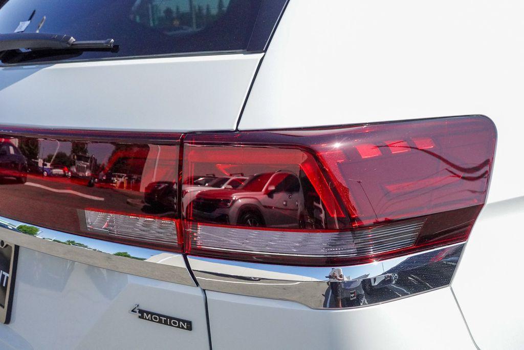 new 2025 Volkswagen Atlas car, priced at $52,932