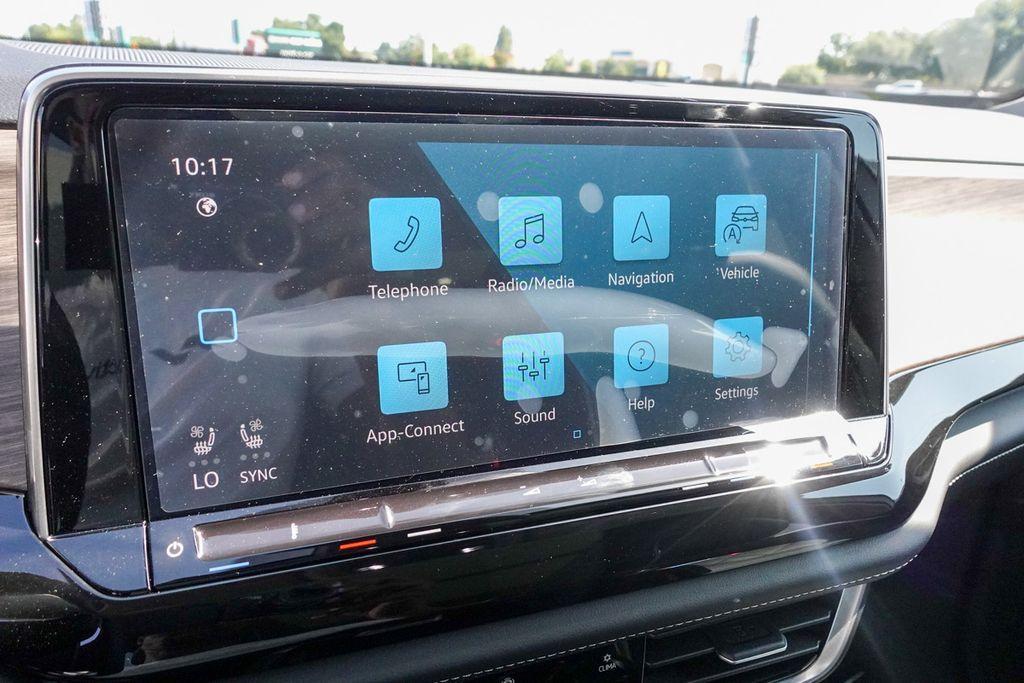 new 2025 Volkswagen Atlas car, priced at $52,932