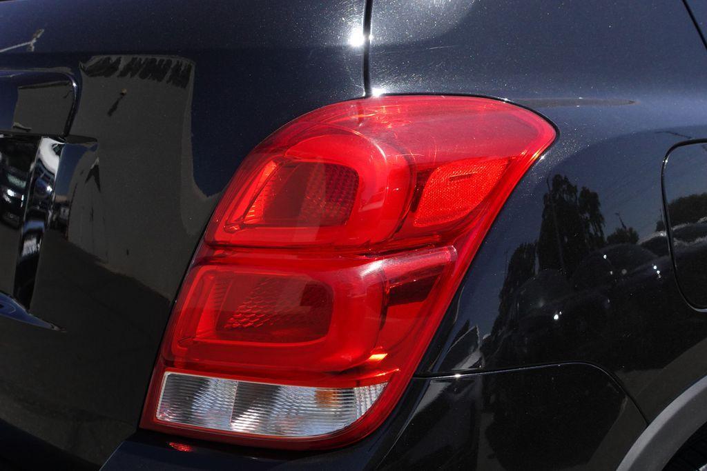 used 2021 Chevrolet Trax car, priced at $14,489