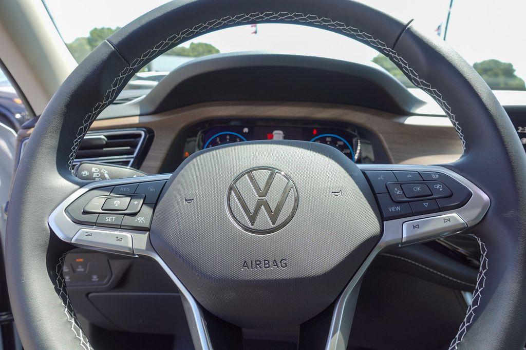 new 2025 Volkswagen Atlas car, priced at $37,842