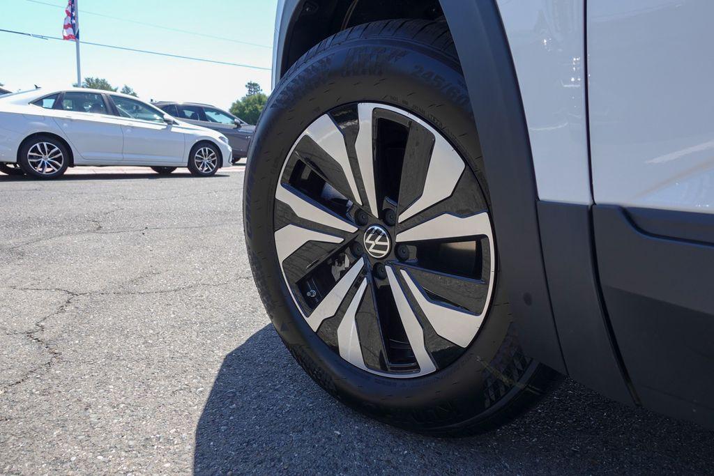 new 2025 Volkswagen Atlas car, priced at $37,842