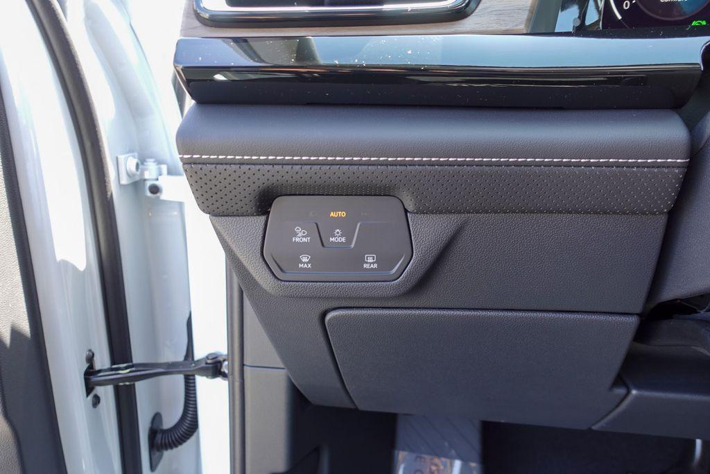 new 2025 Volkswagen Atlas car, priced at $37,842