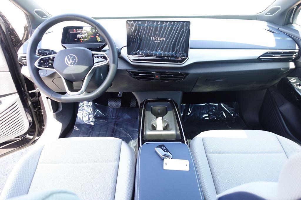 new 2025 Volkswagen ID.4 car, priced at $47,943