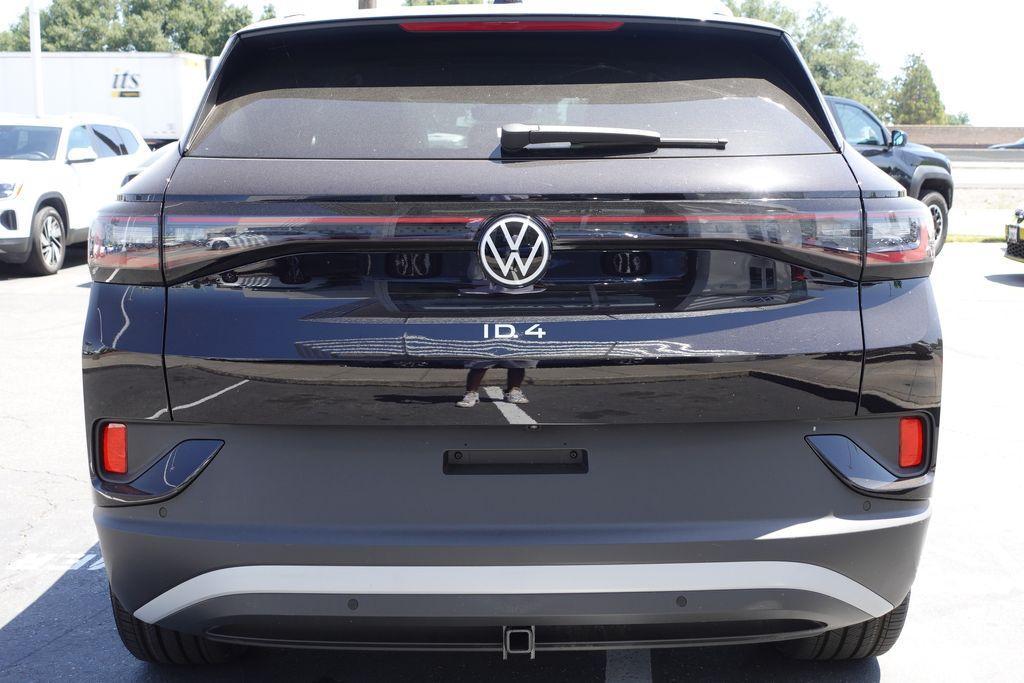 new 2025 Volkswagen ID.4 car, priced at $47,943