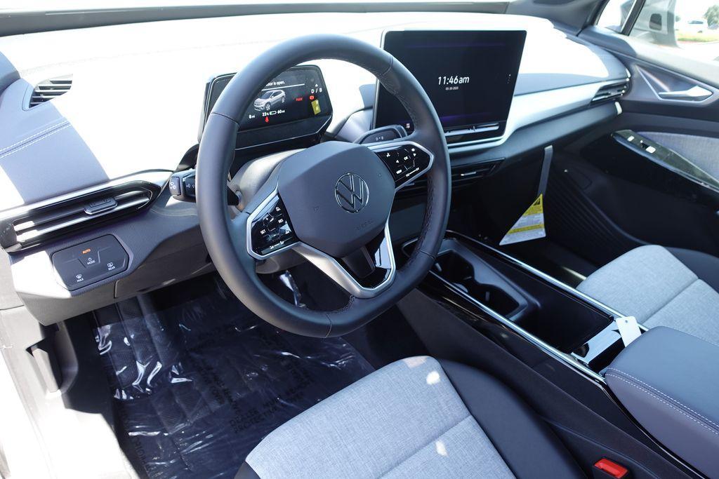 new 2025 Volkswagen ID.4 car, priced at $35,217