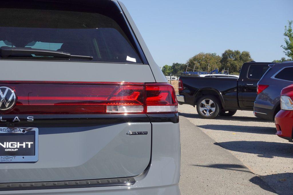 new 2024 Volkswagen Atlas car, priced at $48,734