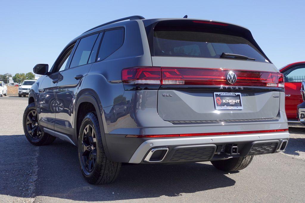 new 2024 Volkswagen Atlas car, priced at $48,734