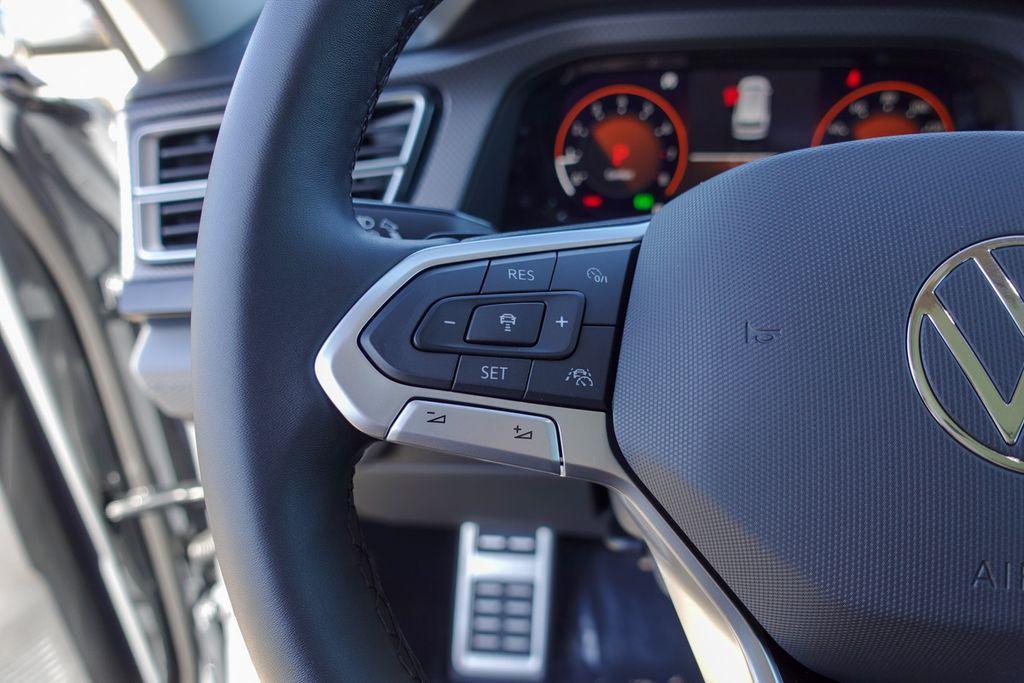 new 2024 Volkswagen Atlas car, priced at $48,734