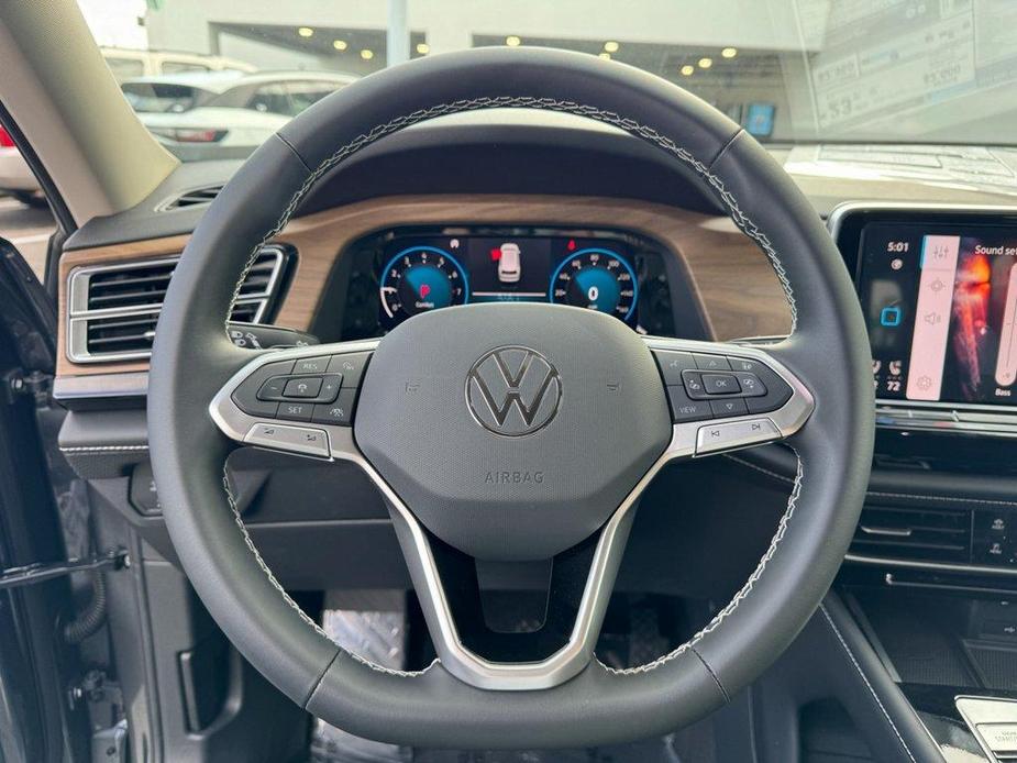 new 2024 Volkswagen Atlas car, priced at $41,161