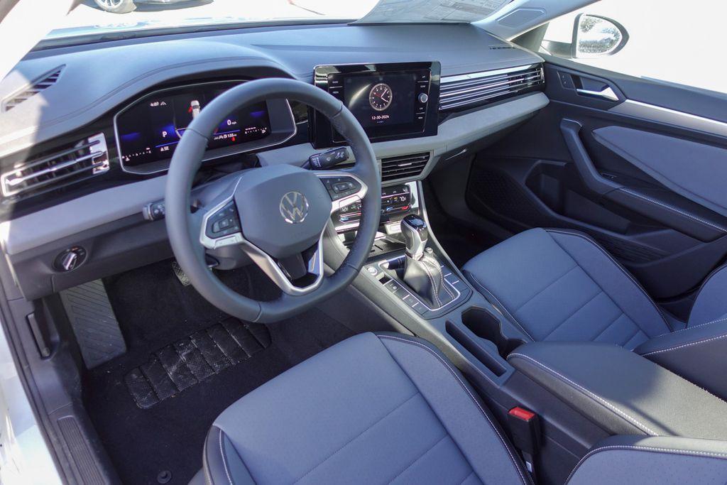 new 2025 Volkswagen Jetta car