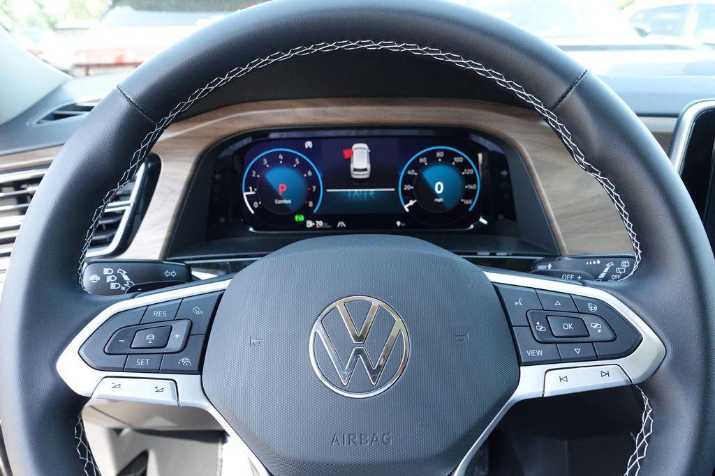 new 2025 Volkswagen Atlas car, priced at $43,965