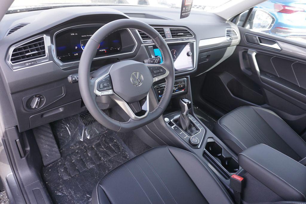new 2024 Volkswagen Tiguan car, priced at $33,161