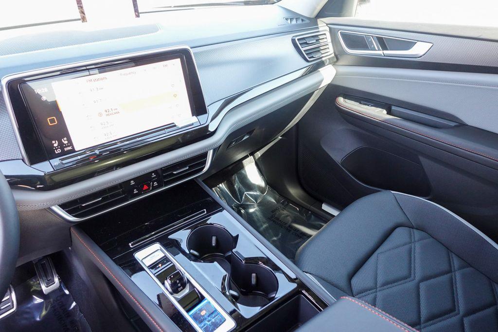 new 2025 Volkswagen Atlas car, priced at $39,559