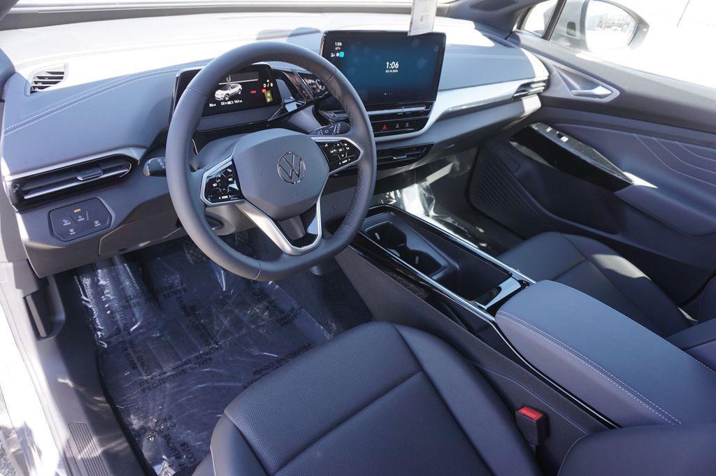 new 2023 Volkswagen ID.4 car, priced at $39,186