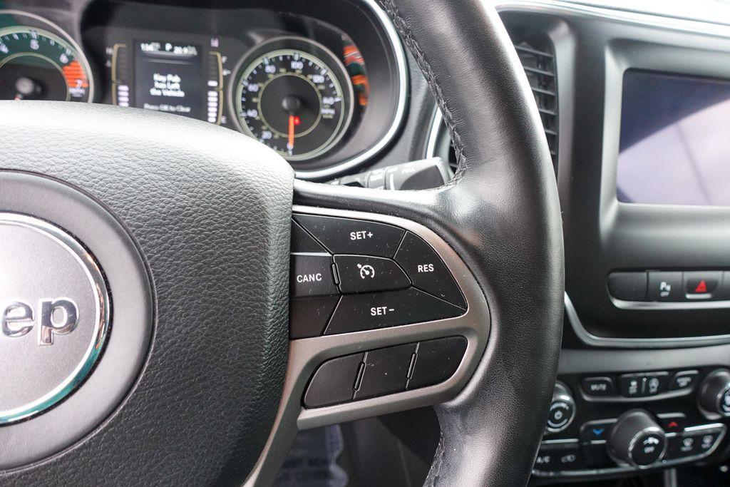 used 2021 Jeep Cherokee car, priced at $15,698