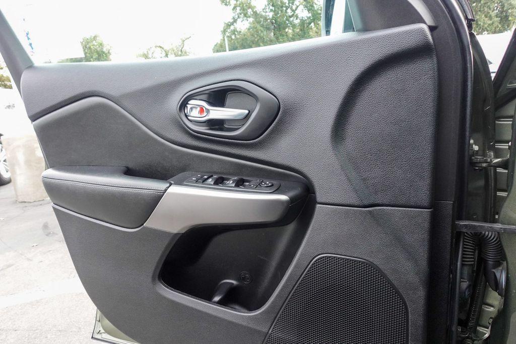 used 2021 Jeep Cherokee car, priced at $15,698