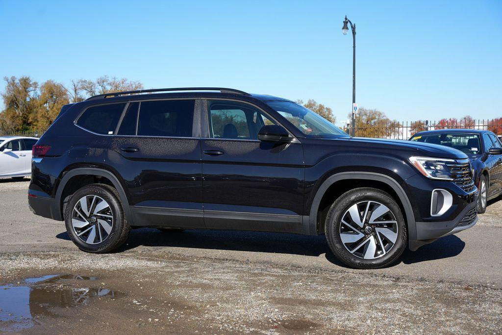 new 2024 Volkswagen Atlas car, priced at $40,049