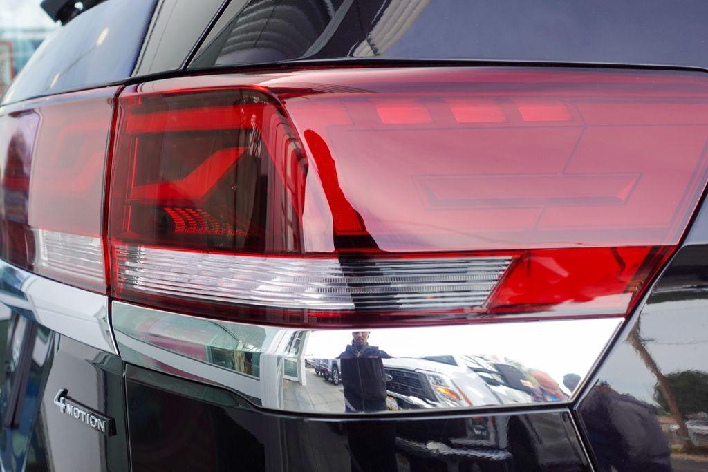 new 2025 Volkswagen Atlas car, priced at $51,656