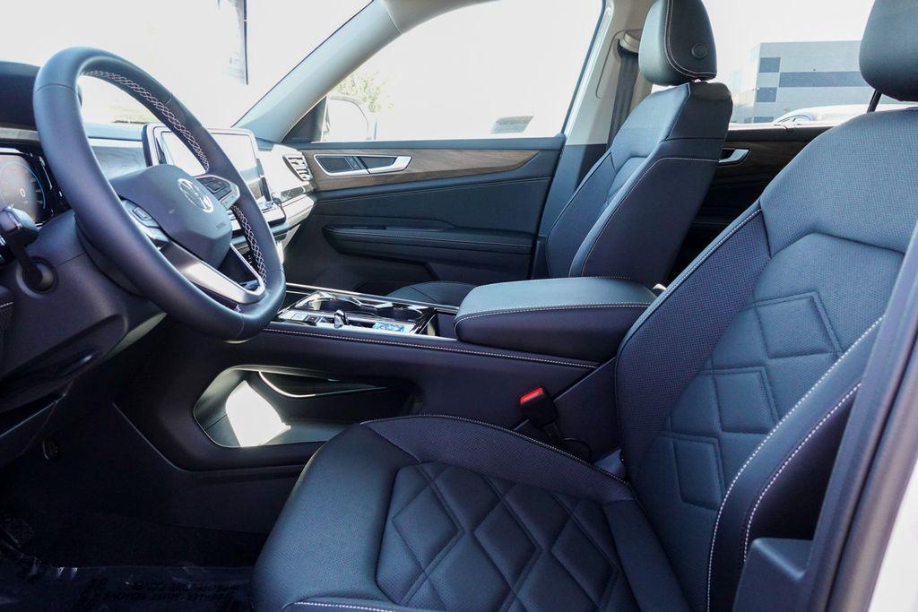 new 2026 Volkswagen Atlas car, priced at $41,653