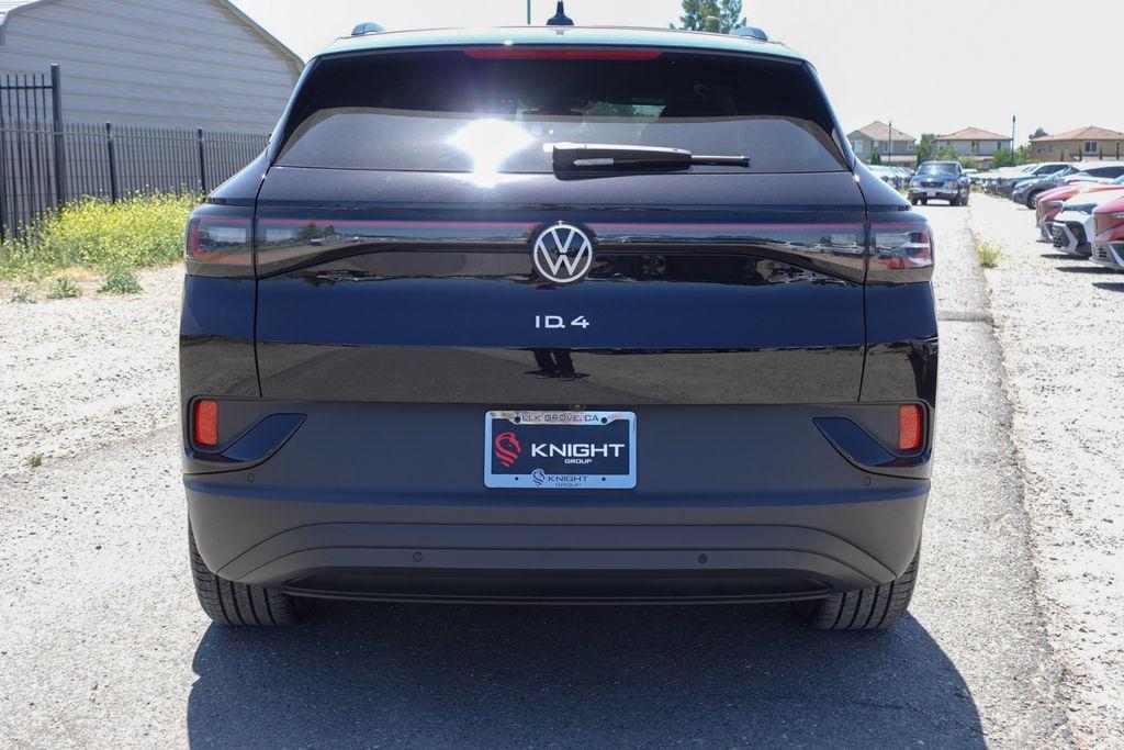 new 2025 Volkswagen ID.4 car, priced at $41,071