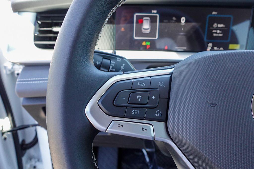 new 2025 Volkswagen Tiguan car, priced at $32,016