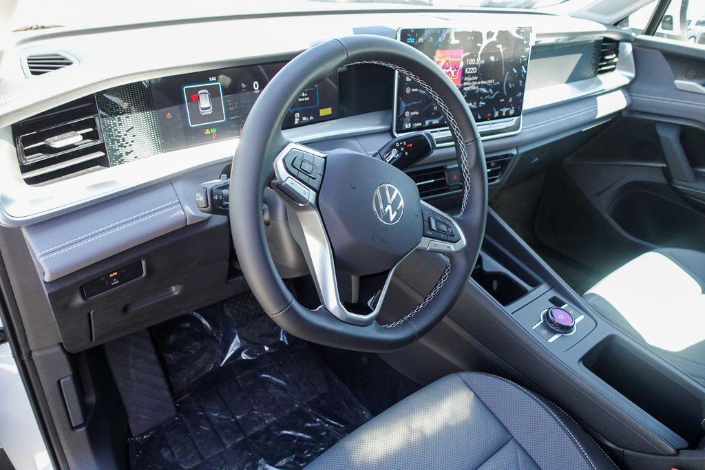 new 2025 Volkswagen Tiguan car, priced at $32,016